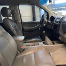 Nissan Frontier LE CD 4x4 2.5 TB Diesel Mec. 2011 Diesel-1