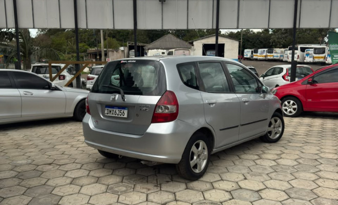 Honda Fit LXL 1.4/ 1.4 Flex 8V/16V 5p Mec. 2004 Flex-2