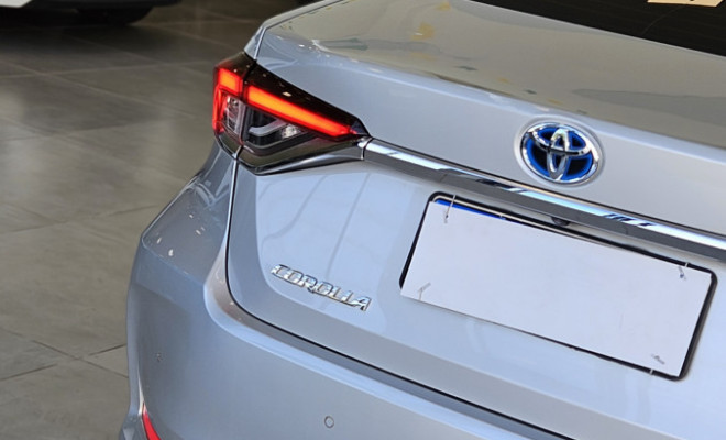 Toyota Corolla Altis Prem. 1.8 Aut. (Híbrido) 2022 Flex-14
