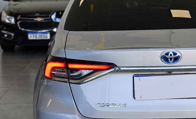 Toyota Corolla Altis Prem. 1.8 Aut. (Híbrido) 2022 Flex-15