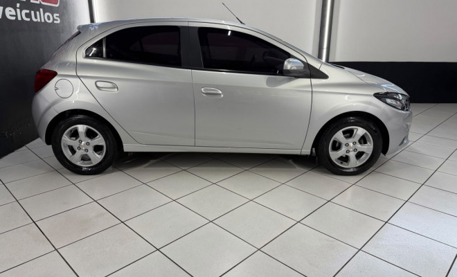 GM - Chevrolet ONIX HATCH LT 1.4 8V FlexPower 5p Aut. 2019 Flex-6