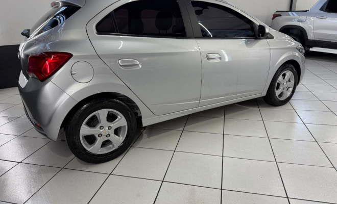 GM - Chevrolet ONIX HATCH LT 1.4 8V FlexPower 5p Aut. 2019 Flex-7