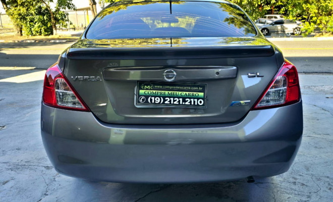 Nissan VERSA SL 1.6 16V Flex Fuel 4p Mec. 2013 Flex-12