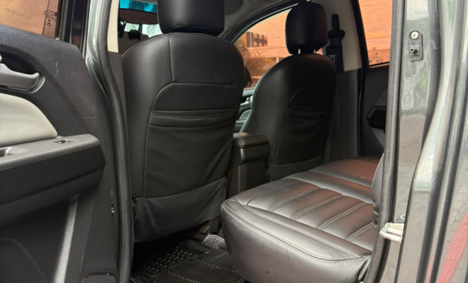 GM - Chevrolet S10 Pick-Up LT 2.5 Flex 4x2 CD 2017 Gasolina-9