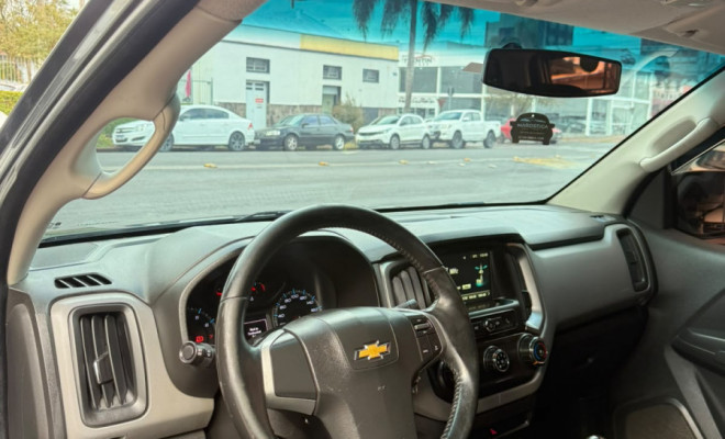 GM - Chevrolet S10 Pick-Up LT 2.5 Flex 4x2 CD 2017 Gasolina-5