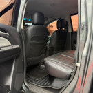 GM - Chevrolet S10 Pick-Up LT 2.5 Flex 4x2 CD 2017 Gasolina-9