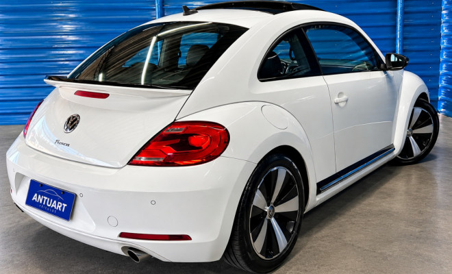 VW - VolksWagen Fusca 2.0 TSI 16V Aut. 2013 Gasolina-2