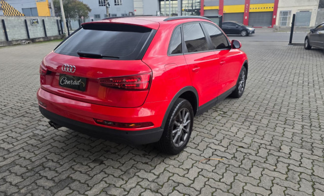 Audi Q3 1.4 TFSI/TFSI Flex S-tronic 5p 2016 Gasolina-3