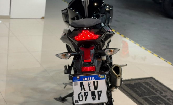 KAWASAKI Z 400 2024 Gasolina-12