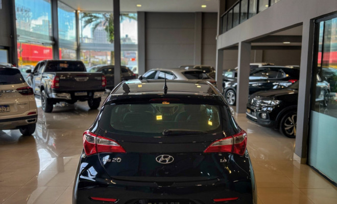 Hyundai HB20 C./C.Plus/C.Style 1.6 Flex 16V Mec. 2014 Flex-2
