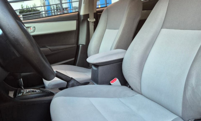 Toyota Corolla GLi 1.8 Aut. 2015-9