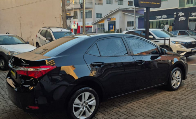 Toyota Corolla GLi 1.8 Aut. 2015-4