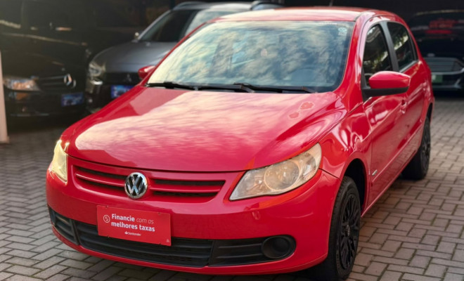 VW - VolksWagen Gol (novo) 1.0 Mi Total Flex 8V 4p 2013 Flex