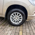 GM - Chevrolet SPIN LT 1.8 8V Econo.Flex 5p Mec. 2013 Flex-8