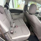 GM - Chevrolet SPIN LT 1.8 8V Econo.Flex 5p Mec. 2013 Flex-9