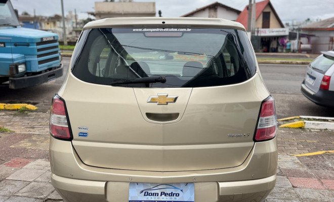 GM - Chevrolet SPIN LT 1.8 8V Econo.Flex 5p Mec. 2013 Flex-6