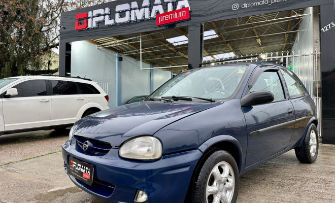 GM Corsa Wind 1.0 MPFI - 2000