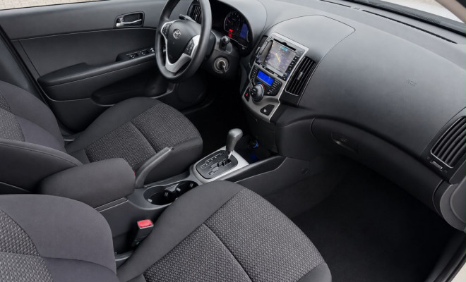 Hyundai i30 2.0 16V 145cv 5p Aut. 2011 Gasolina-6