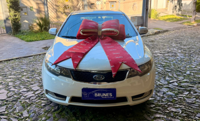 Kia Motors Cerato 1.6 16V Aut. 2013 Gasolina-0