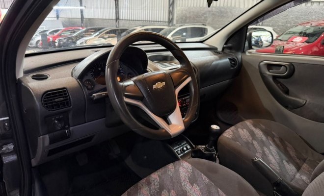 GM - Chevrolet Corsa Hatchback 1.8 MPFI 8V 102cv 5p 2002 Gasolina-9