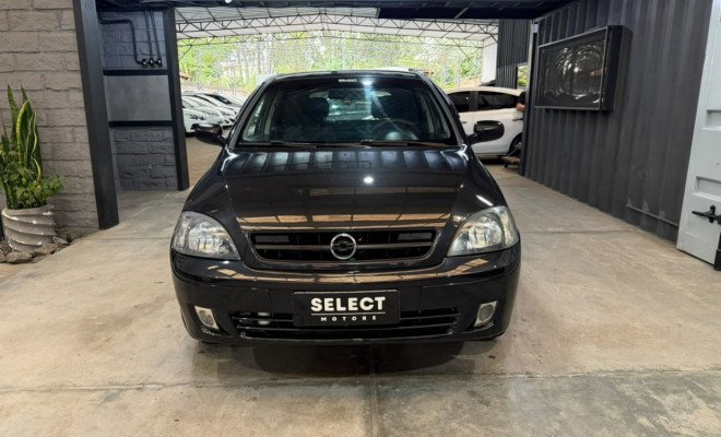 GM - Chevrolet Corsa Hatchback 1.8 MPFI 8V 102cv 5p 2002 Gasolina-1