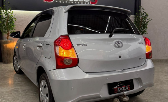 Toyota ETIOS XS 1.5 Flex 16V 5p Aut. 2018 Flex-7