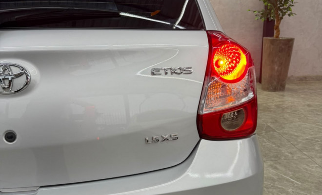 Toyota ETIOS XS 1.5 Flex 16V 5p Aut. 2018 Flex-14