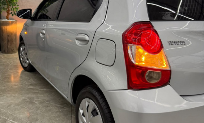 Toyota ETIOS XS 1.5 Flex 16V 5p Aut. 2018 Flex-8
