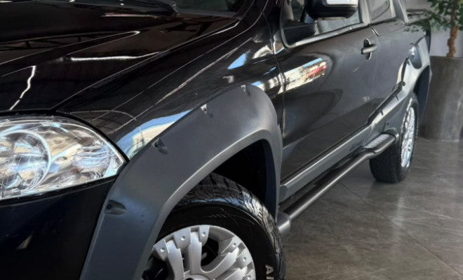 Fiat Strada Adventure1.8/ 1.8 LOCKER Flex CD 2010 Flex-0