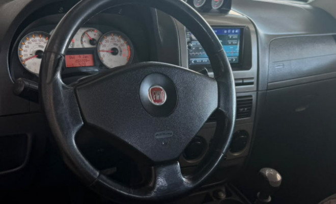 Fiat Strada Adventure1.8/ 1.8 LOCKER Flex CD 2010 Flex-21