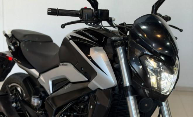 BAJAJ DOMINAR 250 2025 Gasolina-7