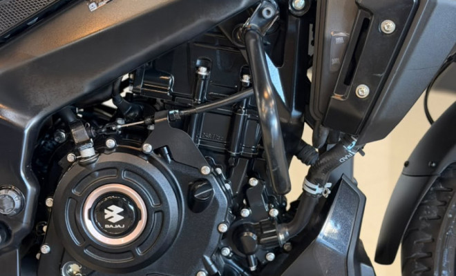 BAJAJ DOMINAR 250 2025 Gasolina-9