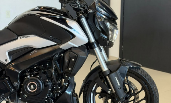BAJAJ DOMINAR 250 2025 Gasolina-2