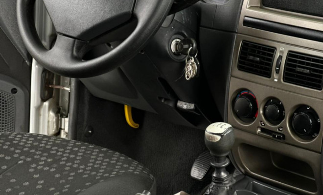 Fiat Palio ATTRA./ITÁLIA 1.4 EVO F.Flex 8V 5p 2011 Flex-8