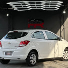 GM - Chevrolet ONIX HATCH LT 1.0 8V FlexPower 5p Mec. 2015 Flex-2