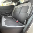 GM - Chevrolet ONIX HATCH LT 1.0 8V FlexPower 5p Mec. 2015 Flex-8