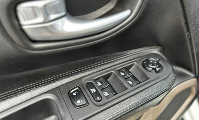 Jeep Renegade Longitude 1.8 4x2 Flex 16V Aut. 2016 Flex-11