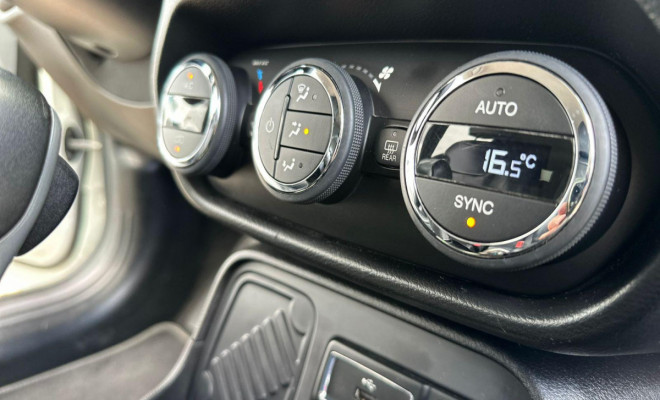 Jeep Renegade Longitude 1.8 4x2 Flex 16V Aut. 2016 Flex-10
