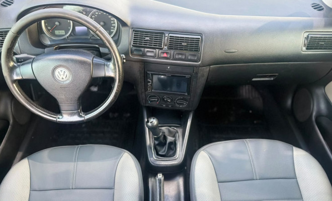 VW - VolksWagen Golf Sportline 1.6 Mi Total Flex 8V 4p 2008 Flex-7
