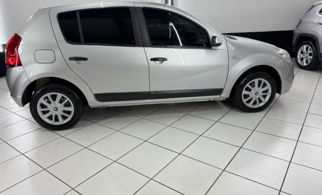 Renault SANDERO Expression Hi-Flex 1.6 8V 5p 2013 Flex-4