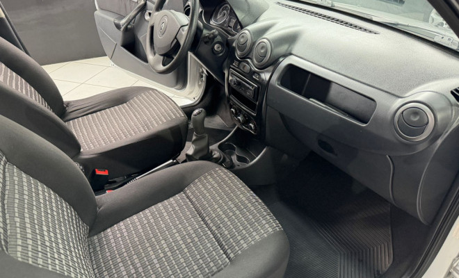 Renault SANDERO Expression Hi-Flex 1.6 8V 5p 2013 Flex-1