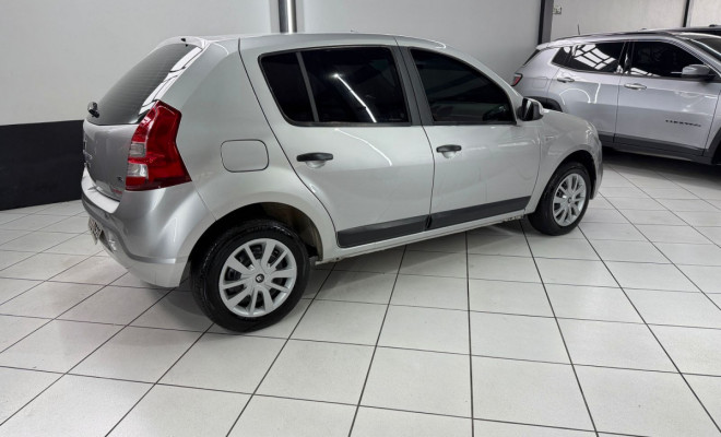 Renault SANDERO Expression Hi-Flex 1.6 8V 5p 2013 Flex-14
