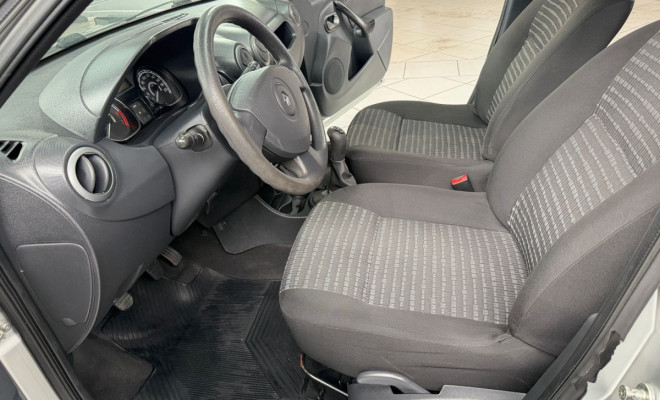 Renault SANDERO Expression Hi-Flex 1.6 8V 5p 2013 Flex-8