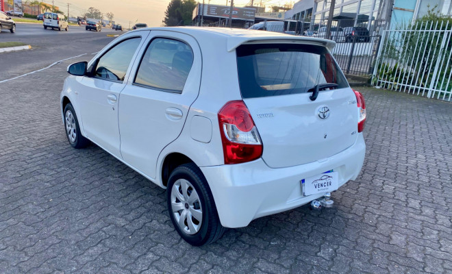 Toyota ETIOS X 1.3 -  2015-2