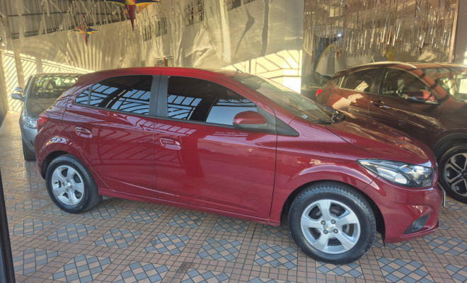 GM - Chevrolet ONIX HATCH LT 1.4 8V FlexPower 5p Mec. 2019 Flex-1