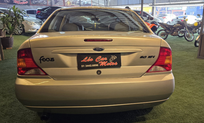 Ford Focus Sedan 2.0 16V/2.0 16V Flex 4p Aut. 2005 Flex-2