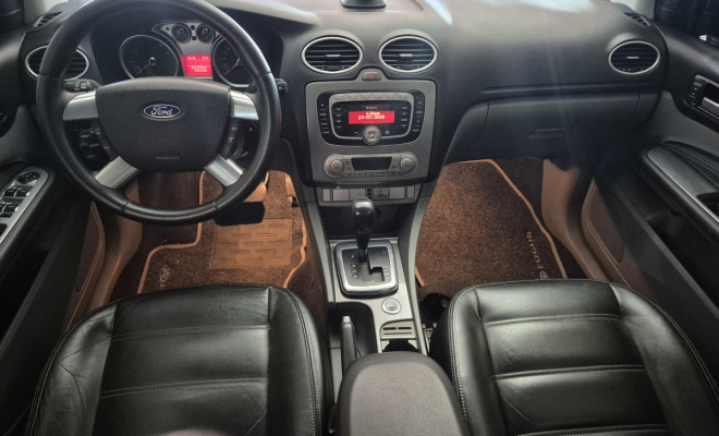 Ford Focus Ghia Sed. 2.0 16V/2.0 16V Flex Aut 2009 Flex-5