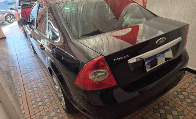 Ford Focus Ghia Sed. 2.0 16V/2.0 16V Flex Aut 2009 Flex-2