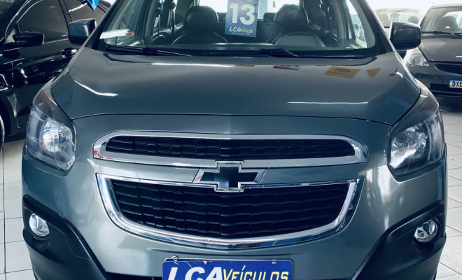 GM - Chevrolet SPIN LTZ 1.8 8V Econo.Flex 5p Aut. 2013 Flex 7 LUGARES-0