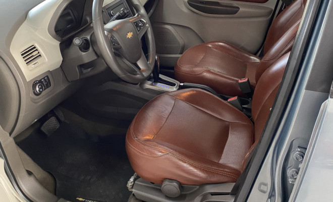 GM - Chevrolet SPIN LTZ 1.8 8V Econo.Flex 5p Aut. 2013 Flex 7 LUGARES-5